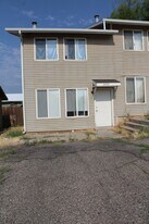 2433 Rail Ave in Rifle, CO - Building Photo