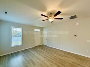 1301 Putnam Dr in Belville, NC - Building Photo - Building Photo