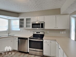 3019 Old Warson Dr in Pickerington, OH - Building Photo - Building Photo