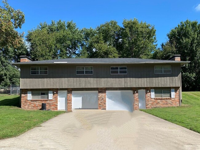 property at 4327 W Bethany Dr