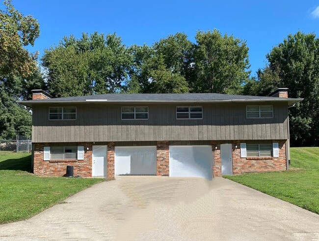 property at 4325 W Bethany Dr