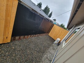 4510 13th Ave SE in Lacey, WA - Building Photo