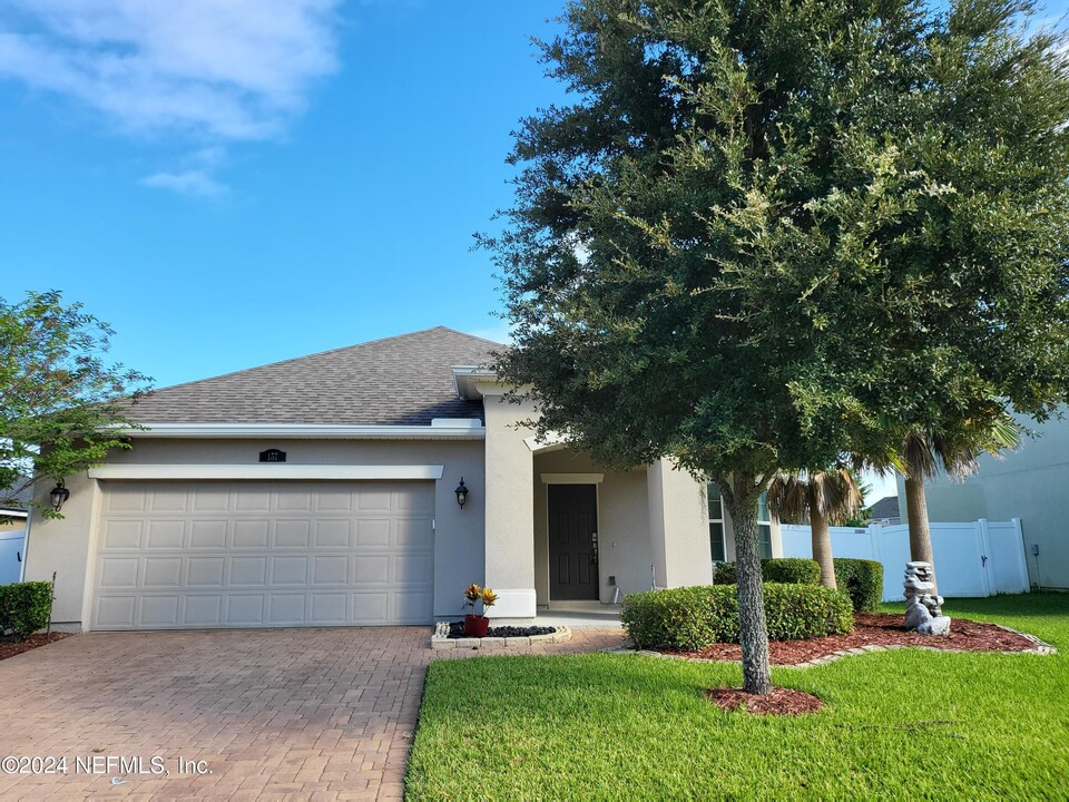 157 Bradford Lake Cir in Jacksonville, FL - Building Photo