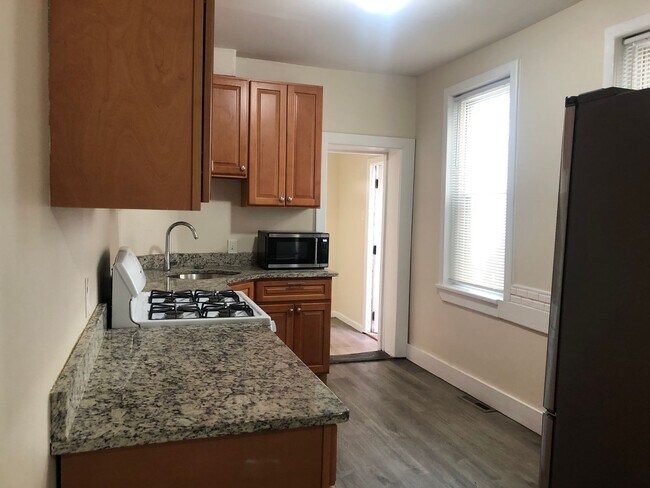 825 Beatty St in Trenton, NJ - Building Photo - Building Photo