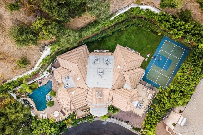 property at 1441 Robmar Dr