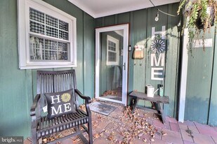 24 Forestview Pl in Willingboro, NJ - Building Photo