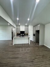 5327 Lily Ln in Goldsby, OK - Building Photo - Building Photo