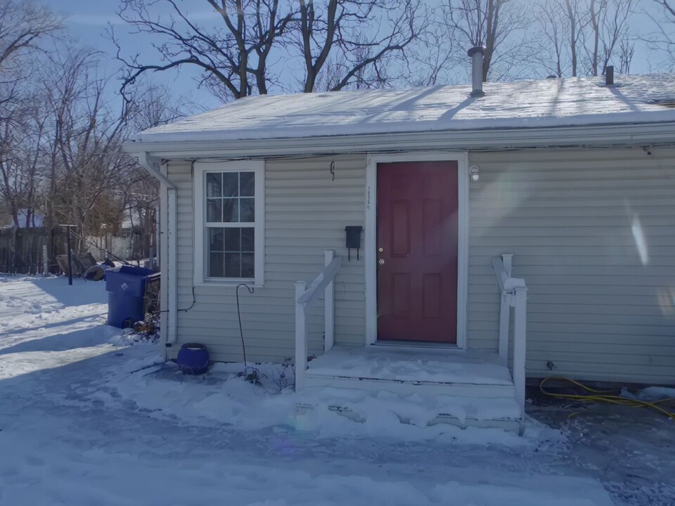 1608 1/2 S Martinson St in Wichita, KS - Building Photo