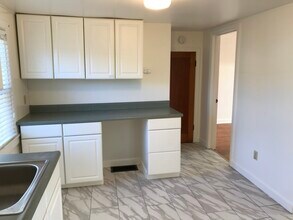861 Brackenridge Ave, Unit Rear in Brackenridge, PA - Building Photo - Building Photo