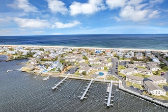 113 Wharfside Dr, Unit 113 in Monmouth Beach, NJ - Building Photo - Building Photo
