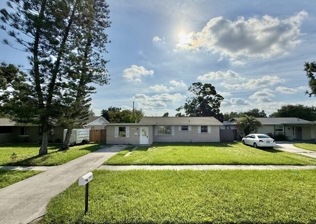 8825-8856 56th St in Pinellas Park, FL - Building Photo - Building Photo