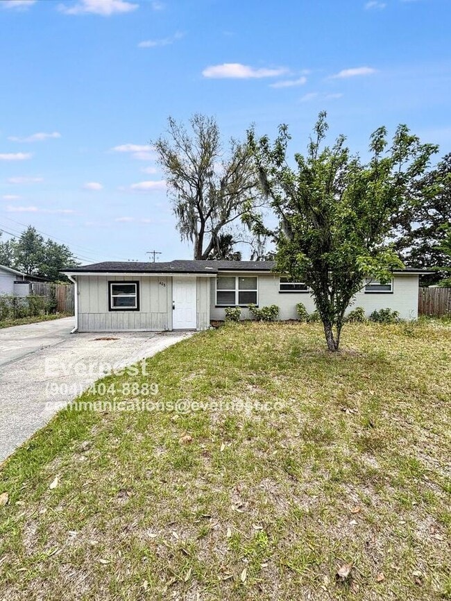property at 408 Woodside Dr