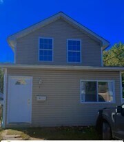 41 Gibson Ave in White Plains, NY - Building Photo