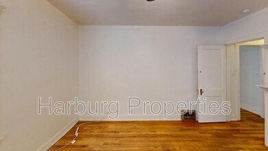 3661 Iris Ave in Boulder, CO - Building Photo - Building Photo