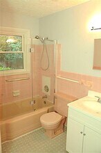 444 Jo Ann Dr SE in Marietta, GA - Building Photo - Building Photo