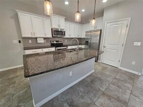 8651 Stargazer St in Sarasota, FL - Building Photo - Building Photo