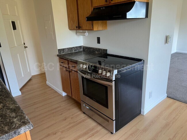 5312 Ridgeview Cir in El Sobrante, CA - Building Photo - Building Photo