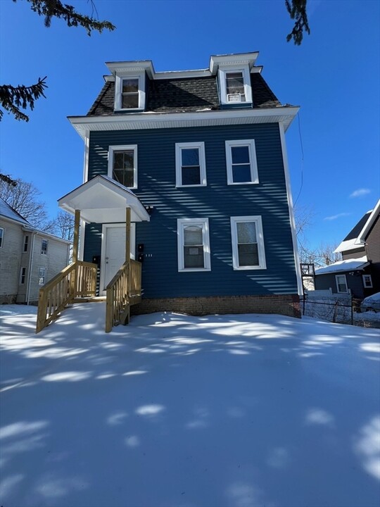 20 Florence St in Worcester, MA - Building Photo