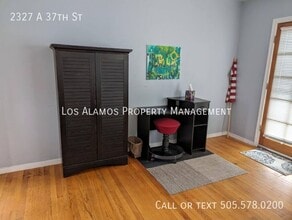 2327 37th St in Los Alamos, NM - Building Photo - Building Photo