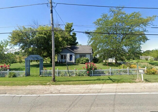 property at 4148 S Pipestone Rd