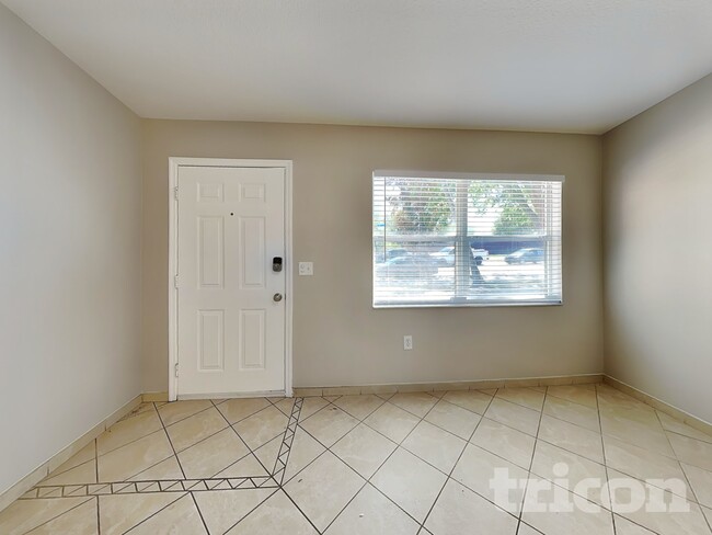 505 22nd Terrace E in Bradenton, FL - Foto de edificio - Building Photo