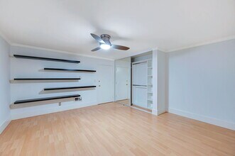 101 Scholz Plaza in Newport Beach, CA - Building Photo - Building Photo