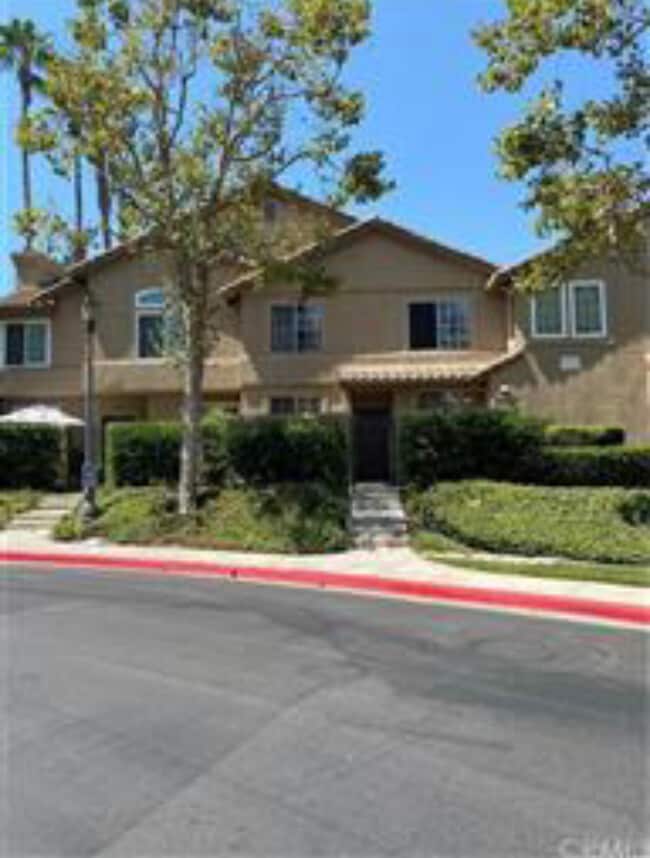 property at 14 Hillgate Pl