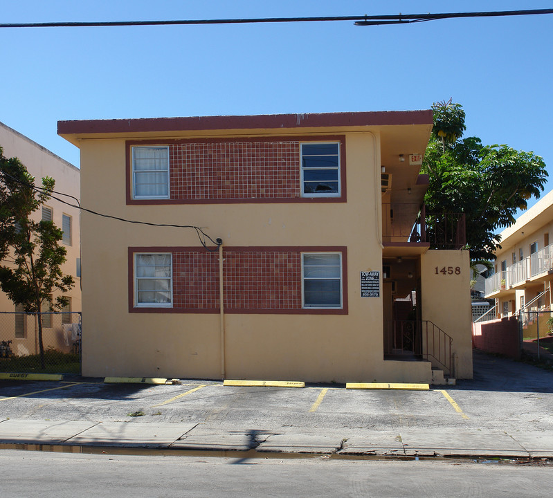 1458 NW 3rd St in Miami, FL - Building Photo