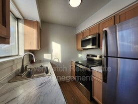 3081 Lois Dr in Anchorage, AK - Building Photo