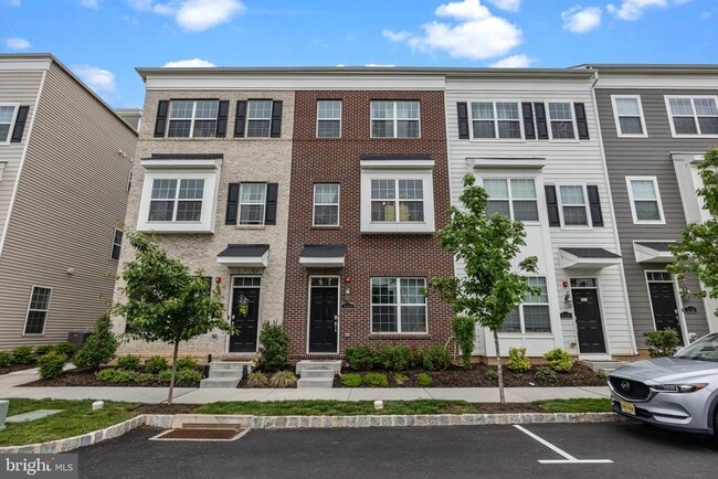 property at 108 Annapolis St