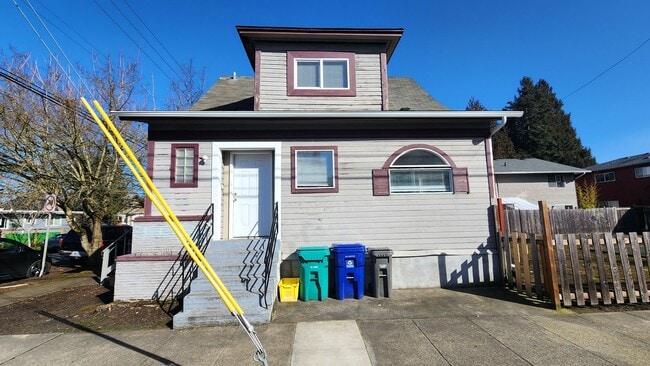 property at 7937-7937 N Fessenden St