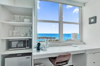 2889 McFarlane Rd, Unit SI ID1504101P in Miami, FL - Foto de edificio - Building Photo