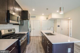 1300 S 24th St in Philadelphia, PA - Building Photo - Building Photo
