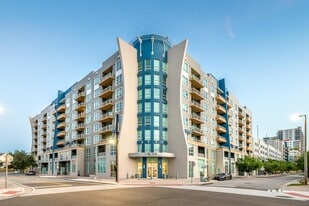 The Slade at Channelside in Tampa, FL - Building Photo