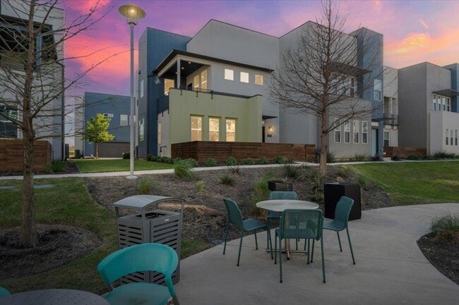 9015 Cattle Baron Path in Austin, TX - Building Photo - Building Photo