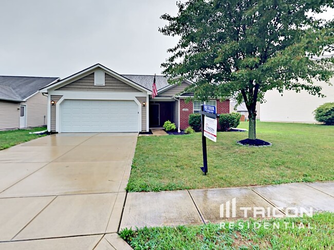 10879 Muddy River Rd in Indianapolis, IN - Building Photo - Building Photo