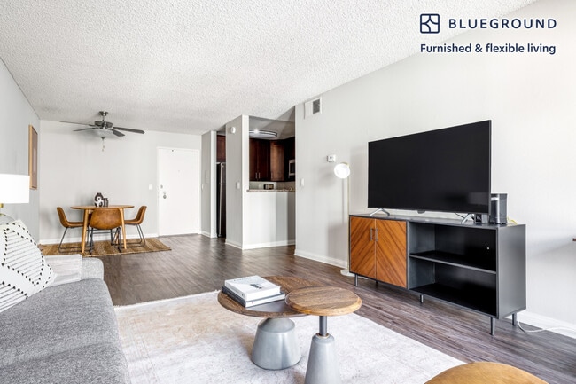 3939 Veselich Ave in Los Angeles, CA - Building Photo - Building Photo