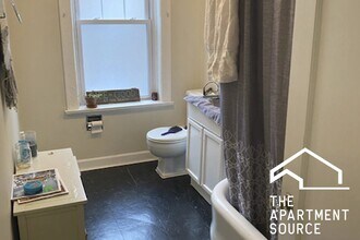 329 Kedzie St, Unit 2 in Evanston, IL - Building Photo - Building Photo