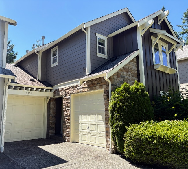 8525 233rd Pl NE