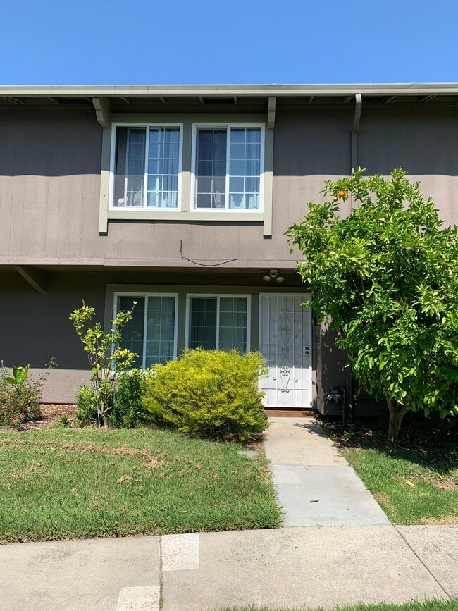 property at 2126 Rio Barranca Ct