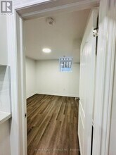 10 Nuttall St in Brampton, ON - Building Photo - Building Photo