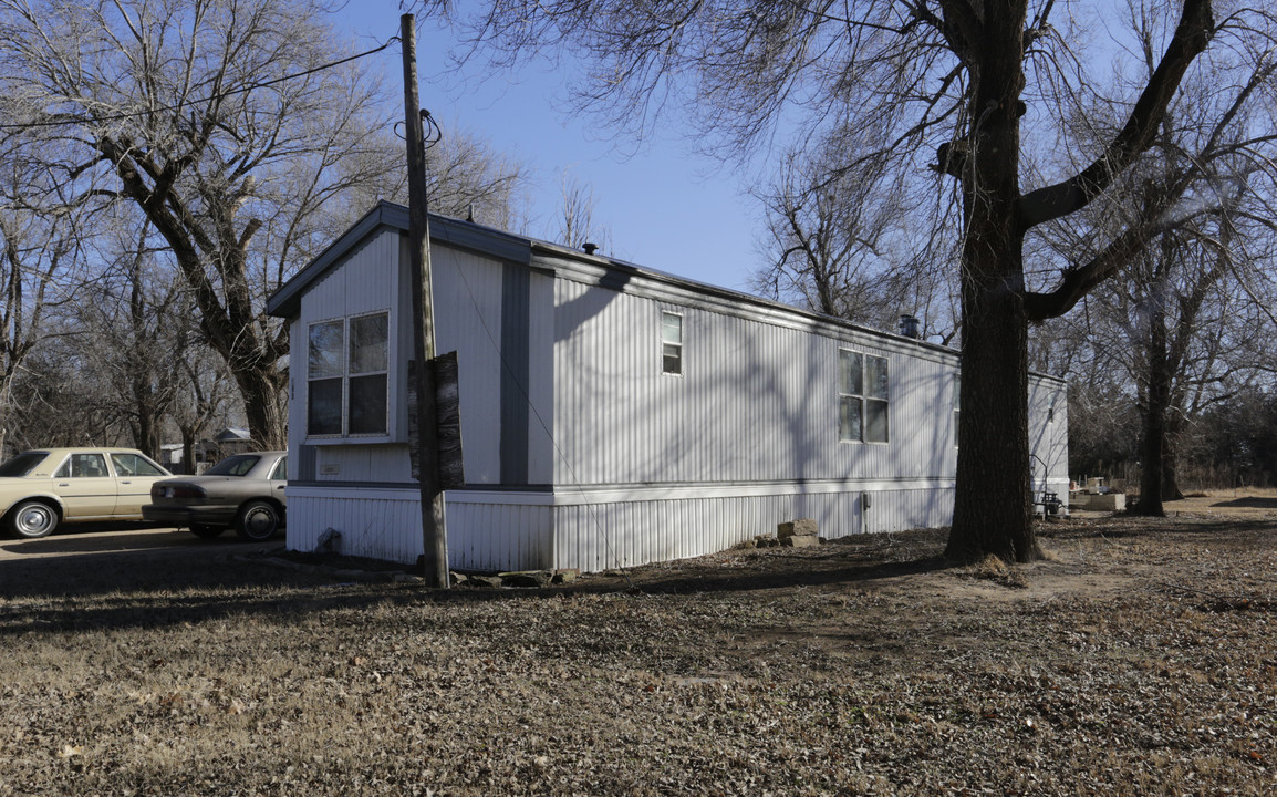 309 W Eagle St in Bentley, KS - Building Photo