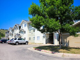 Rapid Creek Apartments in Rapid City, SD - Building Photo
