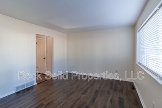 1203 Crook Ave in Cheyenne, WY - Building Photo - Building Photo