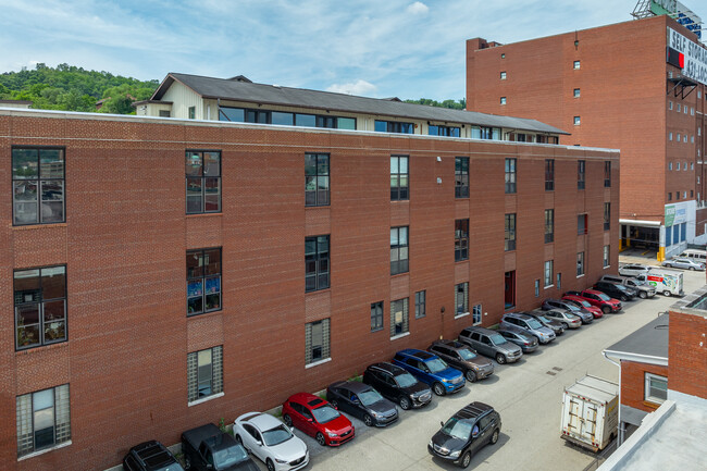 South Side Lofts in Pittsburgh, PA - Building Photo - Building Photo