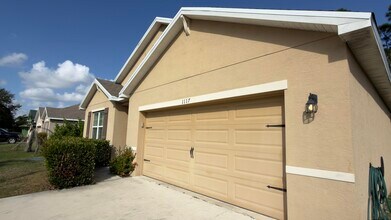1117 SW Goodman Ave in Port St. Lucie, FL - Building Photo - Building Photo