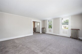 757 Holt Rd in Webster, NY - Building Photo - Building Photo