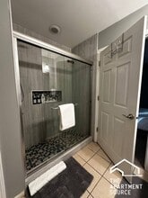 811 S Kedzie Ave, Unit GDN in Chicago, IL - Foto de edificio - Building Photo