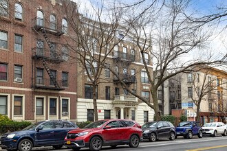 427 Saint Johns Pl in Brooklyn, NY - Building Photo - Building Photo