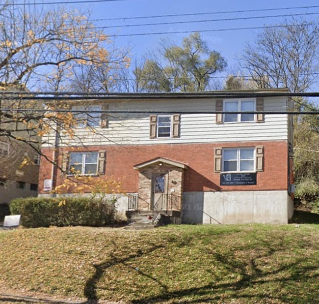 property at 1737 Grand Ave